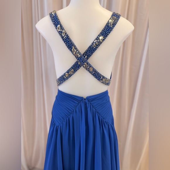 David’s Bridal Elegant Blue Evening Gown blue formal dress - Picture 8 of 11